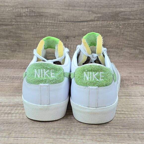 Nike Blazer \'77 Vintage Low Soccer Men\'s Sz 15 White Green Sneakers (DJ6193-100)